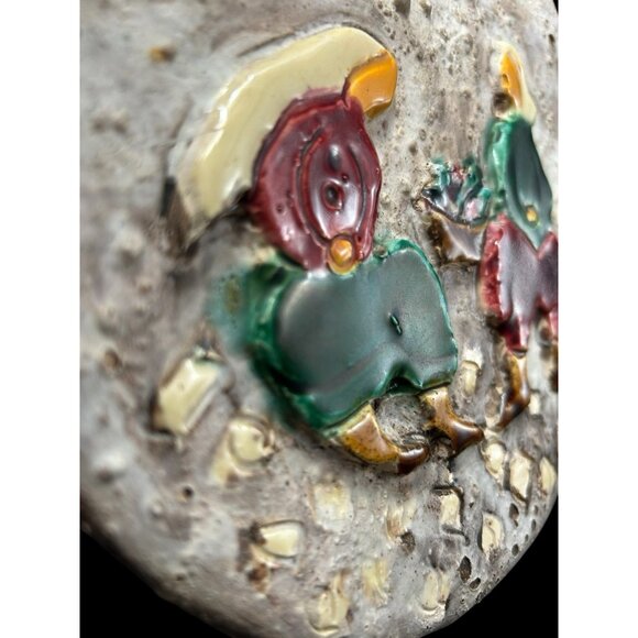 Old City Pottery Studio Glazed 7.75 Round Wall Art Signed Hanger Folk Art Israel - Picture 3 of 10